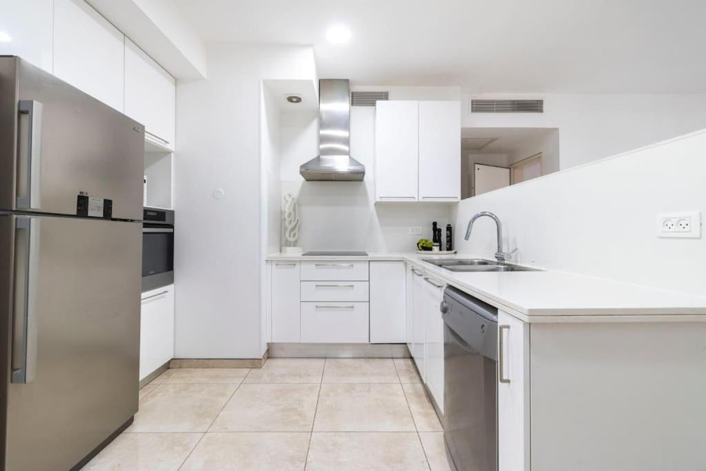Luxury 3 Bedroom Apt, Harav Kook7 Jerusalem Exterior photo